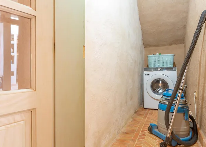 Oasis San Martin El فيلة